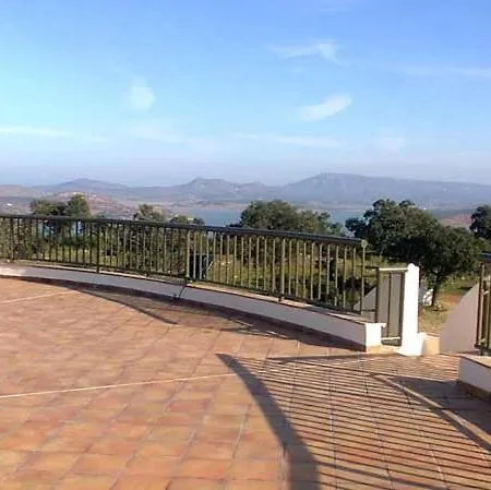 Hotel Paraje La Lambra