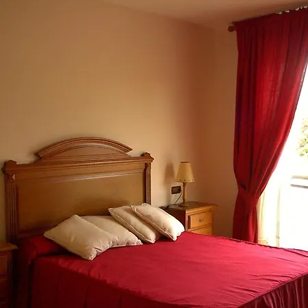 Hotel Paraje La Lambra Rus