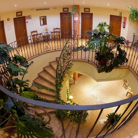 Hotel Hotel Paraje La Lambra 3*